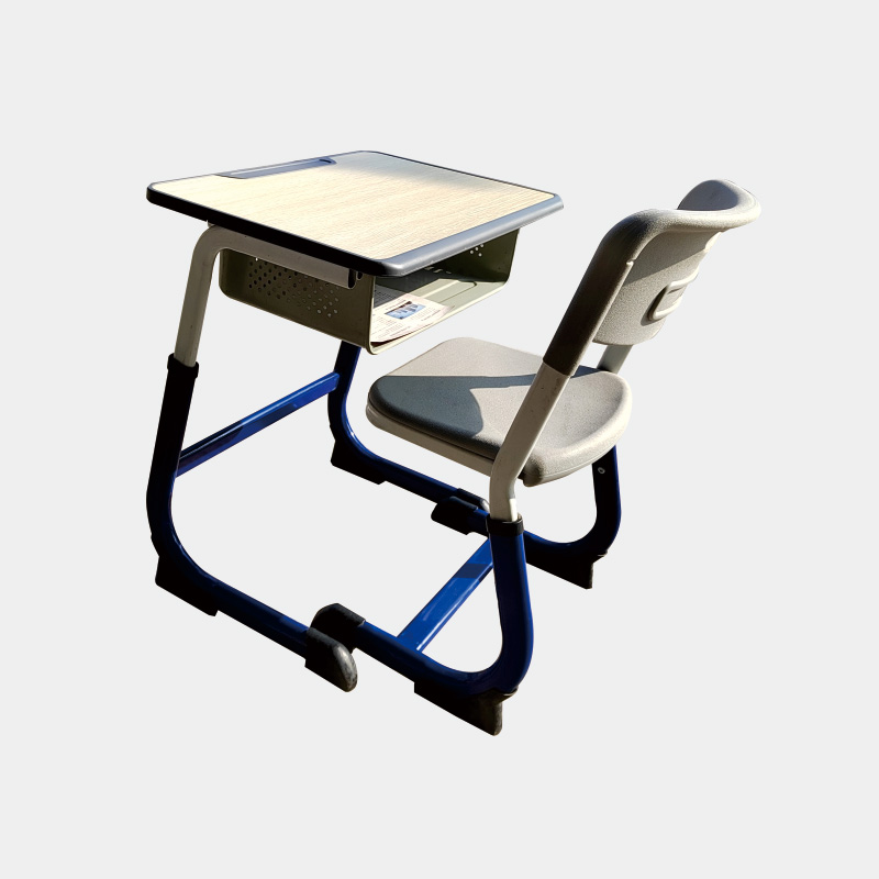 法式钢塑桌椅